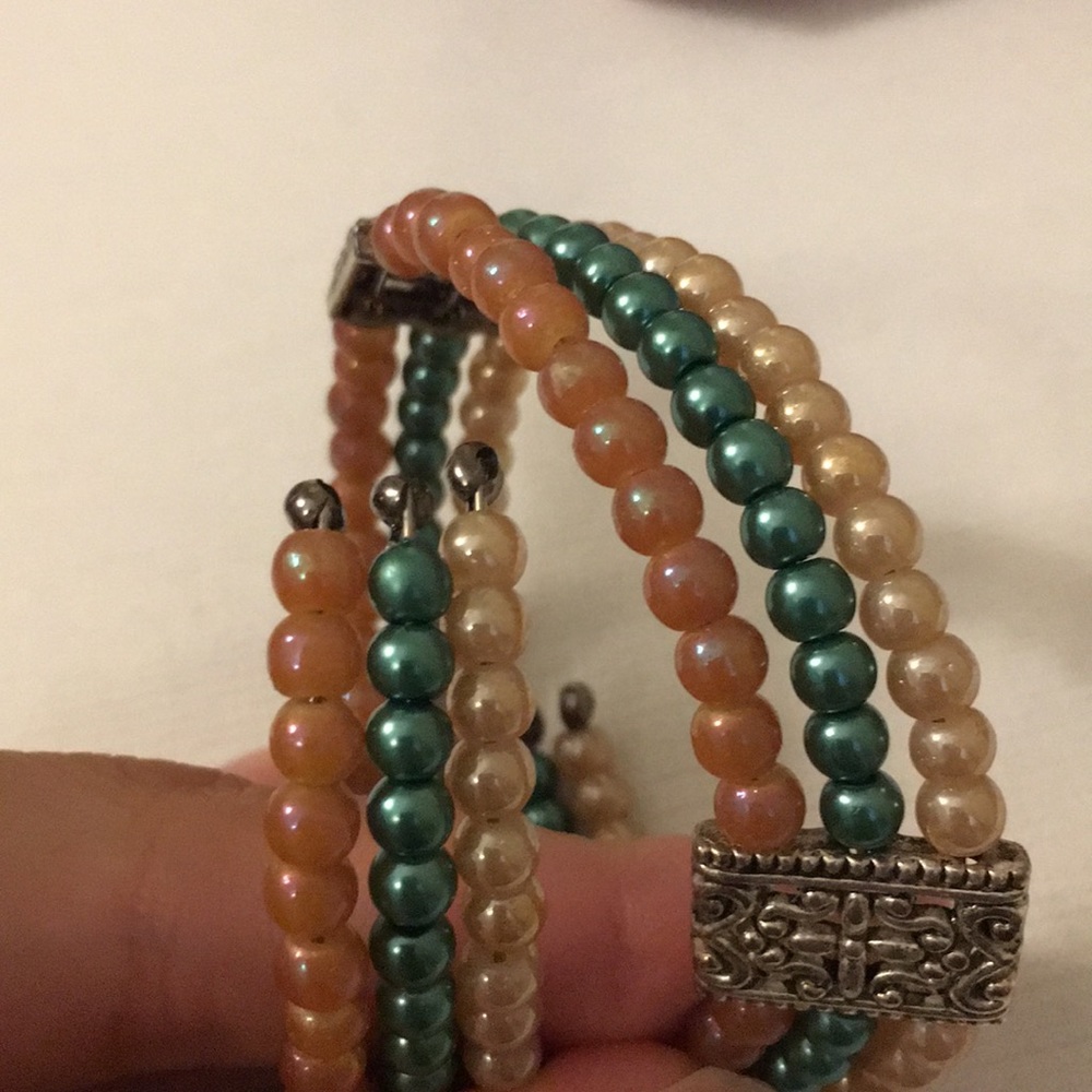Silver Green Pink and Cream Pearl Wrap Bracelet - Picture 5 of 8